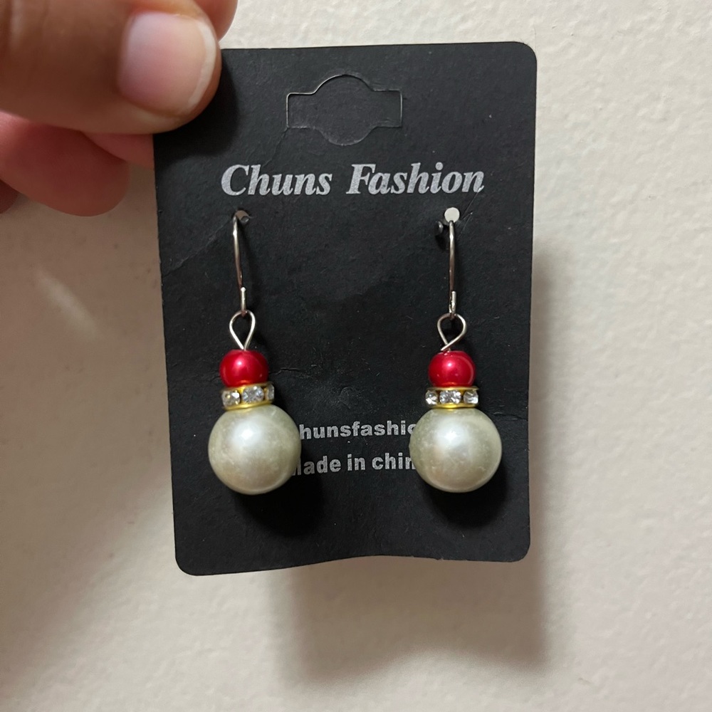 🌹 3 for $20 New 🎉 3 pairs of fish hook earrings - Picture 4 of 4
